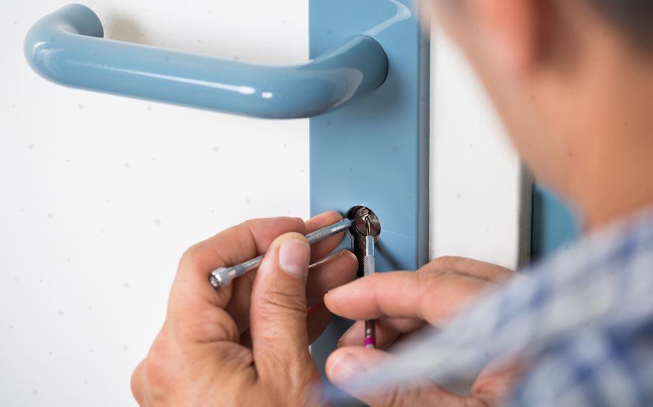 artisans serruriers Paris 4